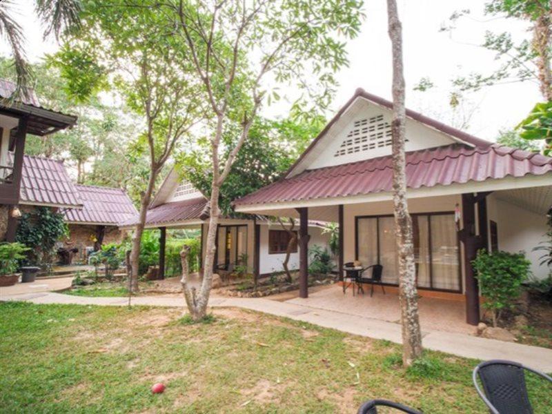 Capital O 834 Iyara Resort & Spa Koh Chang Exterior foto