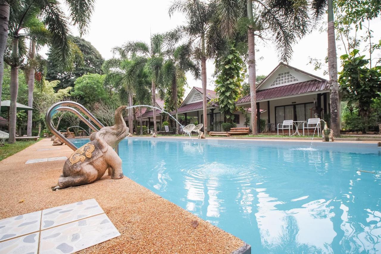 Capital O 834 Iyara Resort & Spa Koh Chang Exterior foto