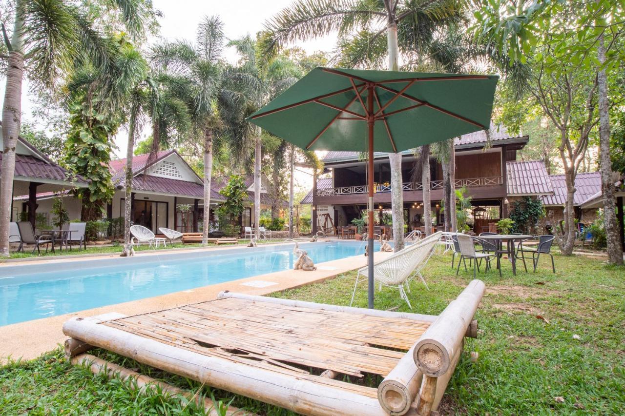 Capital O 834 Iyara Resort & Spa Koh Chang Exterior foto